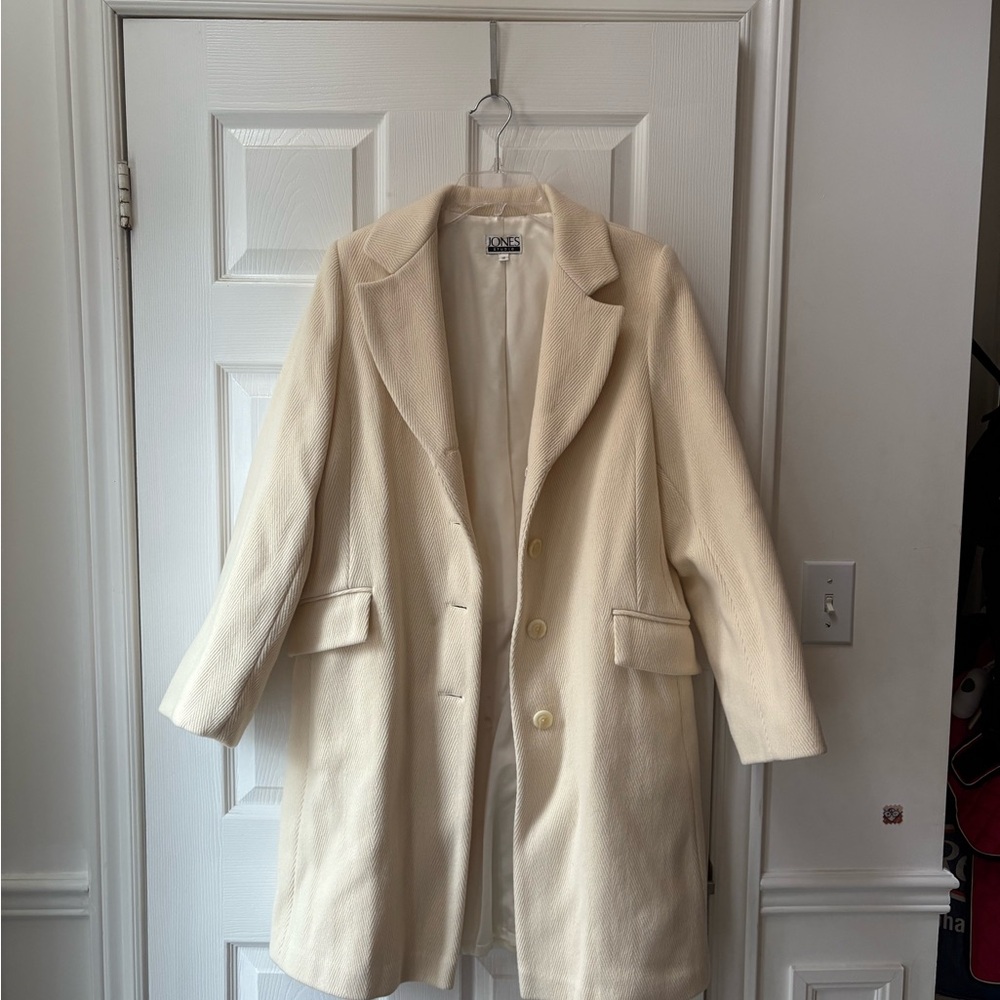 Jones Studio Cream Winter Coat